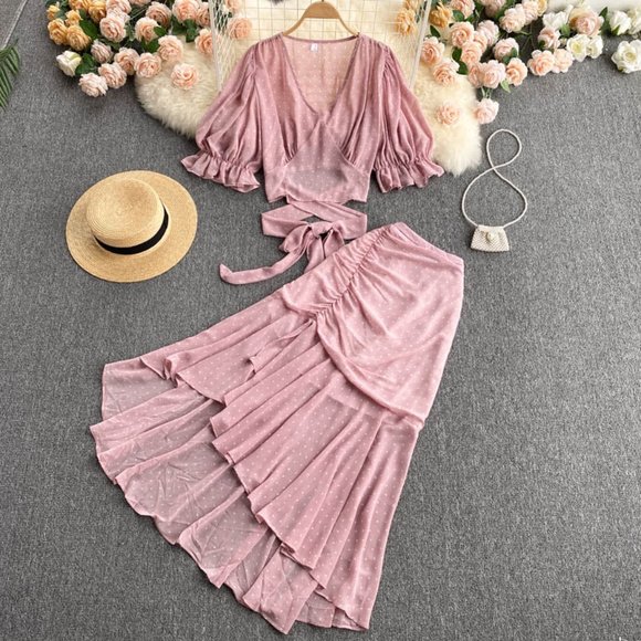 Sexy Polka Dot Chiffon Elegant Flare Sleeve Short Tops And Skirt - Picture 2 of 9